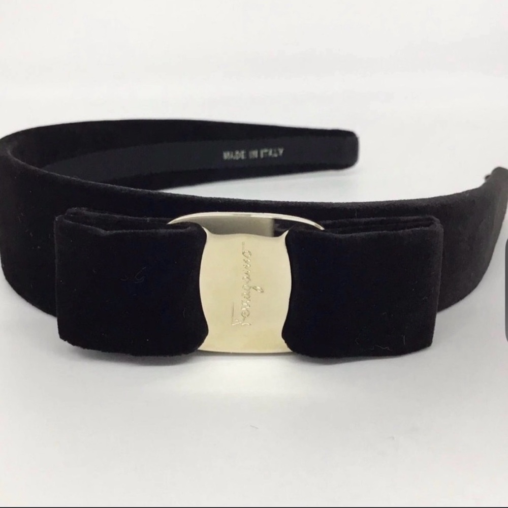 NEW- Salvatore Ferragamo🌼Black Vara Bow🎀🖤 Velvet Headband🔥Authentic